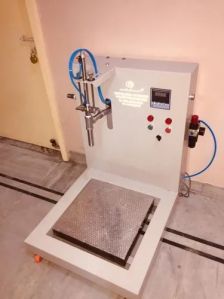 Semi Automatic Weighing Operated Liquid Filling Machine