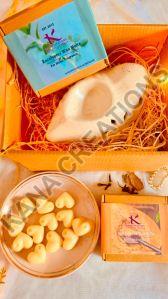 Shankh Electric Diffuser With Wax Melts Gift Pack
