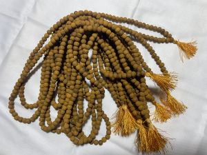 Haldi polished mala