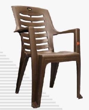 Ultra Matt Strip Plastic Chair