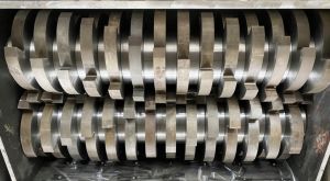 Double Shaft Plastic Scrap Crusher Machine