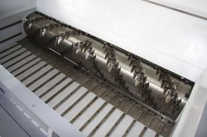 Single Shaft Shredder Machine