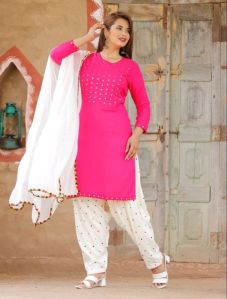 Ladies Rayon Salwar Suit