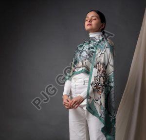 Green Stylish Floral Printed Viscose Scarf