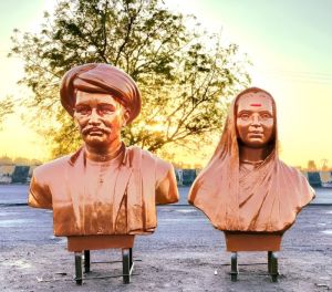 Mahatma phule fiber statue