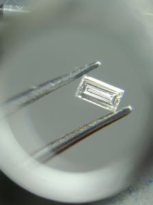 white 2 mm bugget loose diamond