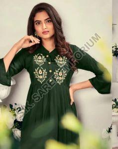 Ladies Designer Embroidery Rayon Kurti