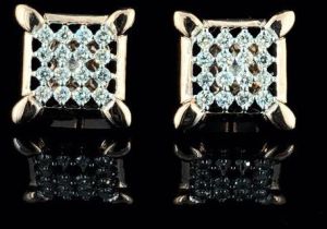 AUT1018 Diamond Stud Earrings