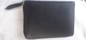 Mens Round Zip Leather Wallet