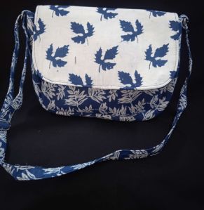 Ladies Printed Sling Bag