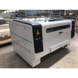 AR 1390 Automatic Engraving Laser Machine