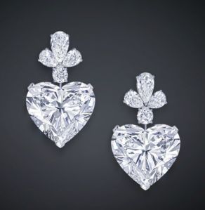 HEART AND PERA SHAPE ENGAGAMENT WEDDING WOMEN AND GIRLS GIFT TYPE DIAMOND EARRINGS