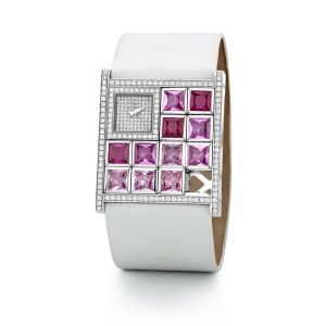 WOMEN MEN AND GIRLS BIRTHDAY ENGAGEMENT GIFT PINK WHITE COLOR DIAMOND WATCH