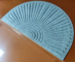 Rubber Backed Polypropylene D Cut Mats