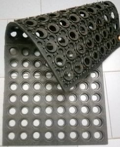Black Rubber Hollow Step Mats