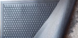 Black Rubber Capsule Mats