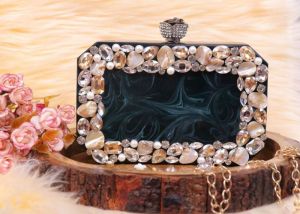 STONE RESIN CLUTCH