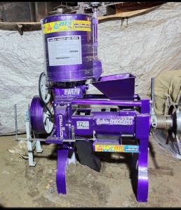 Oil Expeller Machine