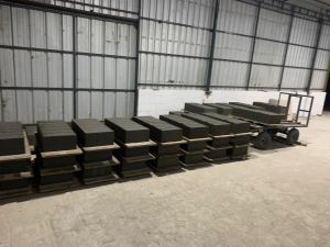Concrete Hollow Block Making Machine