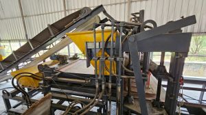 Concrete Hollow Block Making Machine
