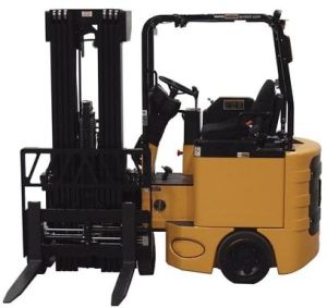 forklift repairing