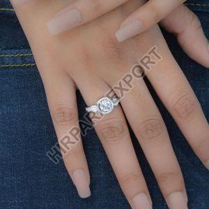 Elegant Diamond Ring