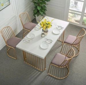 Chic Rectangle Dinning Table in Matte White