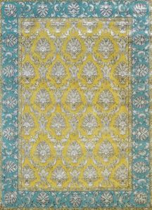 Luxury Handmade Wool carpet: 14/14 Quality, Light Blue & Green color with Queens design