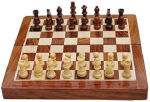 Wooden Magnetic Chess Set