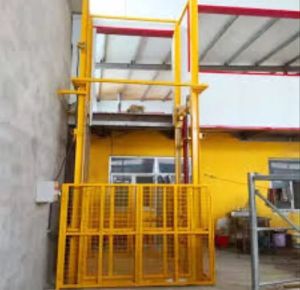 Hydraulic Goods Lift