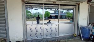 aluminum sliding door