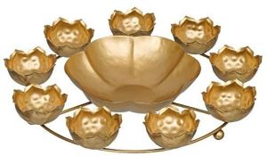 lotus diya urli