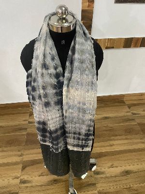 Ombre Dyed Woolen Stole