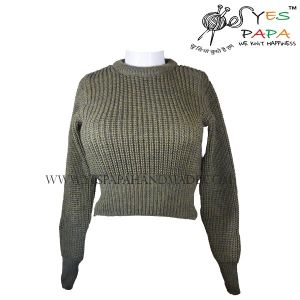 YES PAPA WOMEN WOOLLEN CROP TOP