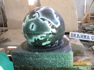 Rolling Rotating Sphere Stone Fountain Ball