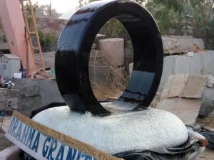 Stone Fountain Wheel Ring