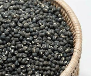 Whole Urad Dal