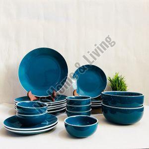 Retro Green Handcrafted Ceramic Dinner Set