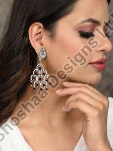 SH28-YG-ER-3391	Silver Plated Oxidised Beaded Drop Earrings