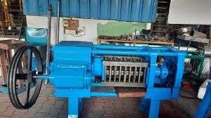 Oil Expeller Machine
