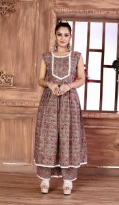 Sleeveless Cotton Kurti