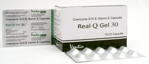 Co-enzyme Q10 and Vitamin E Tablets