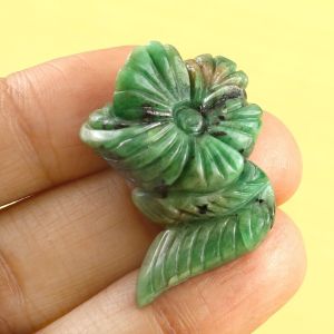 Natural Emerald Carving Gemstone