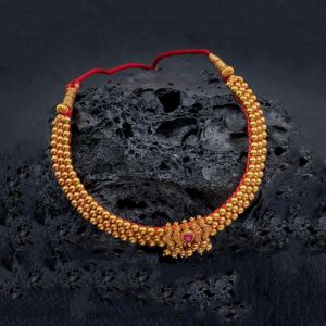 antique thushi necklace