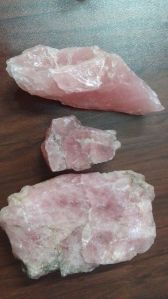 rose quartz stone