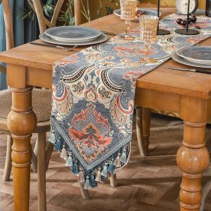 Long Table Runner