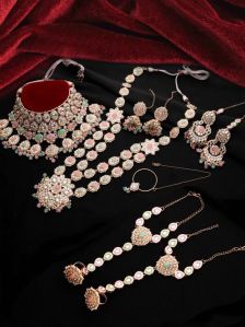 Dazzling Dulhan Choker Ensemble Full Bridal Set For Women