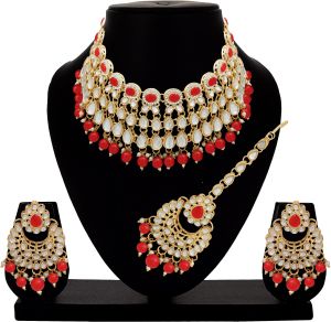 Delicate Round Kundan Choker Necklace Set