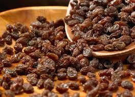 brown raisin