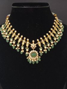 Ladies Original Pearl Necklace Set
